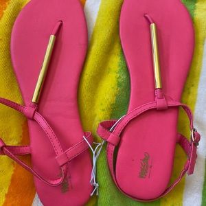 5 for 25!! Women’s sandals